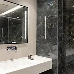 Hotel Lans 4*