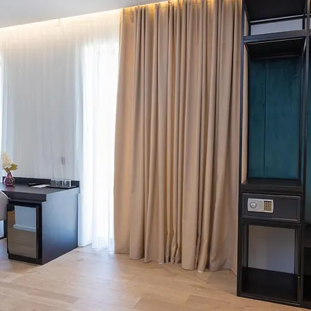 Lans Hotel Ksamil